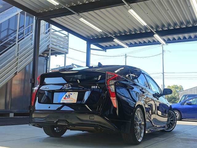 TOYOTA PRIUS 2018 Image 31