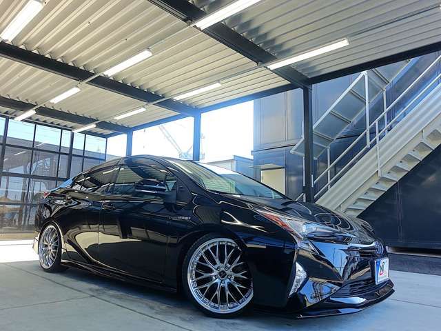 TOYOTA PRIUS 2018 Image 31