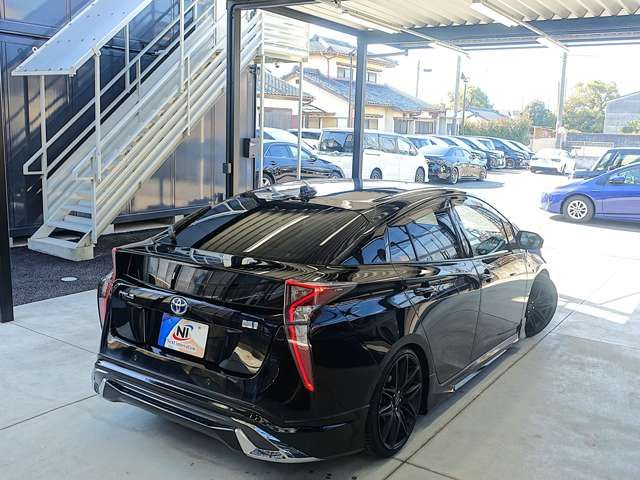 TOYOTA PRIUS 2016 Image 31