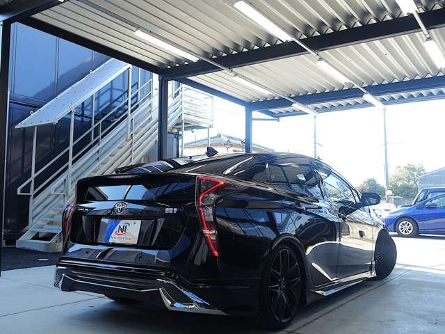 TOYOTA PRIUS 2016 Image 31