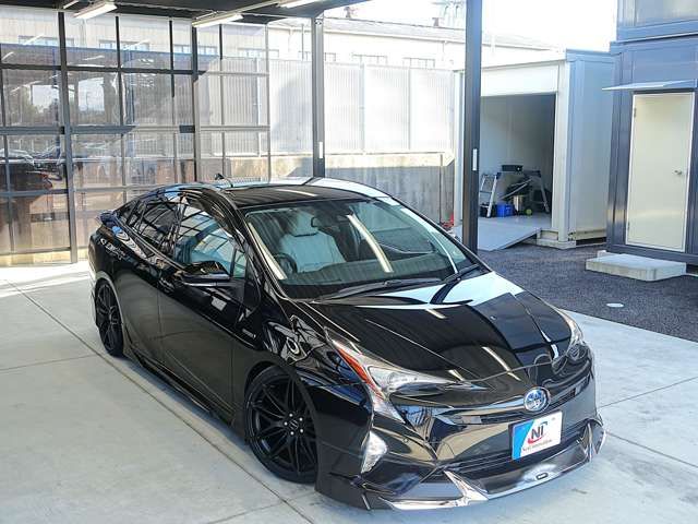 TOYOTA PRIUS 2016 Image 31