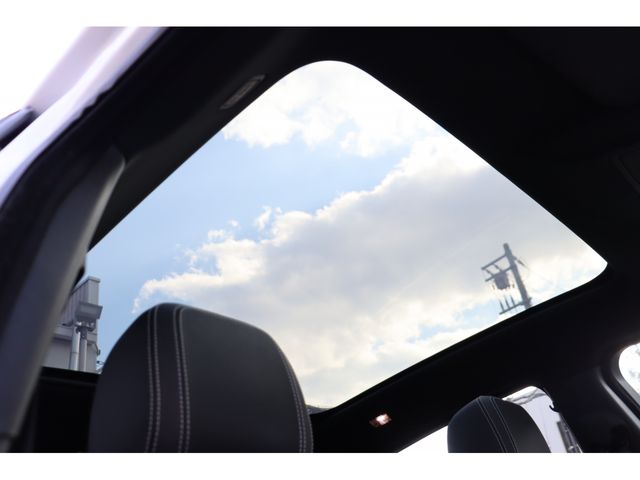 JAGUAR E-PACE 2019 Image 31