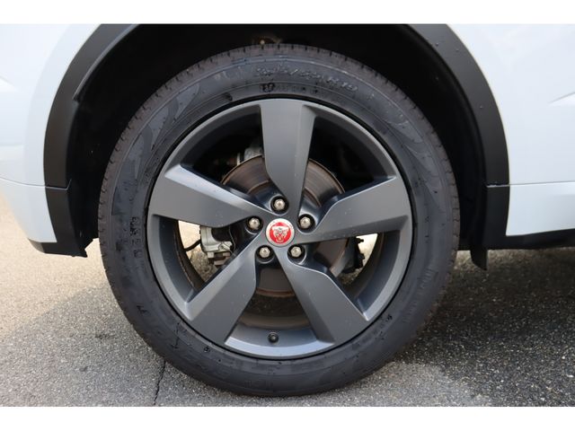 JAGUAR E-PACE 2019 Image 31