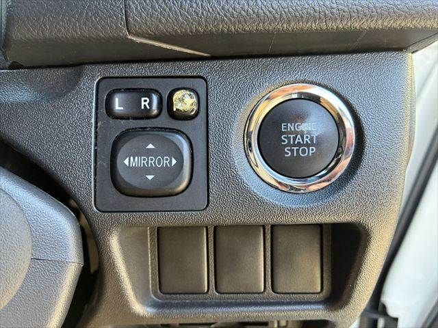 TOYOTA REGIUSACE VAN 1.25T 2018 Image 31