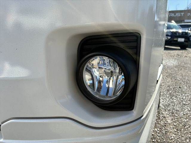 TOYOTA REGIUSACE VAN 1.25T 2018 Image 31