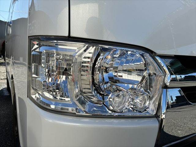 TOYOTA REGIUSACE VAN 1.25T 2018 Image 31