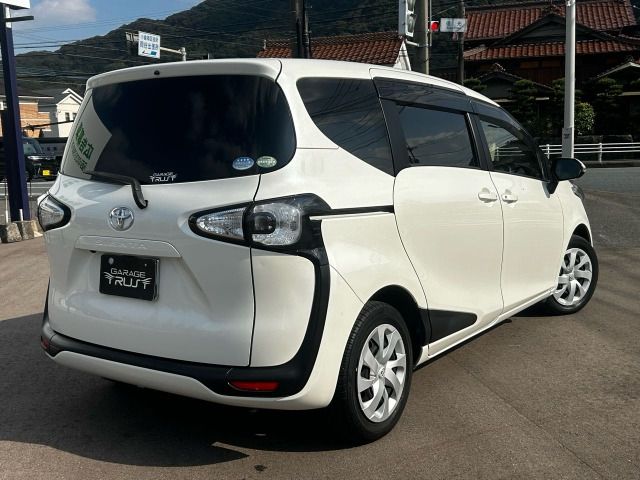 TOYOTA SIENTA 2015 Image 31
