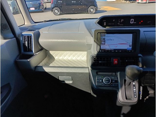 DAIHATSU TANTO 2020 Image 31