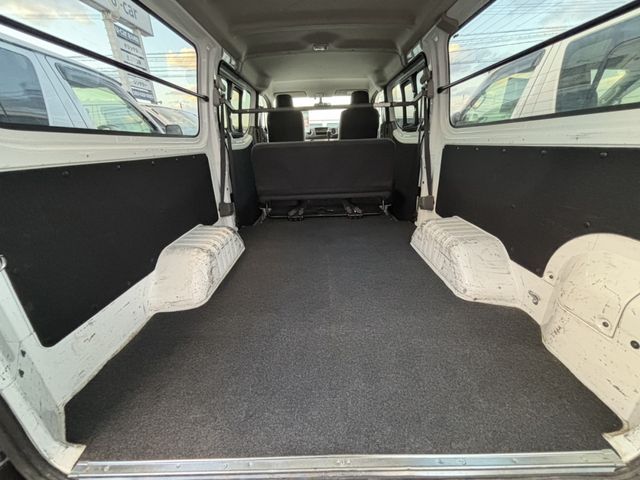 NISSAN NV350 CARAVAN 2019 Image 31