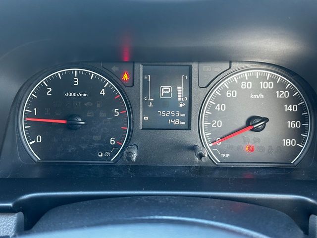 NISSAN NV350 CARAVAN 2019 Image 31