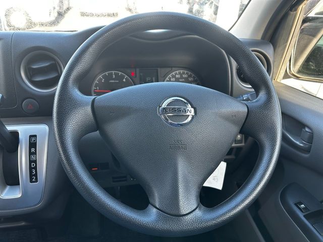 NISSAN NV350 CARAVAN 2019 Image 31