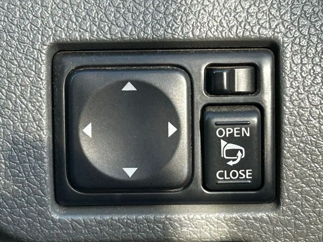 NISSAN NV350 CARAVAN 2019 Image 31