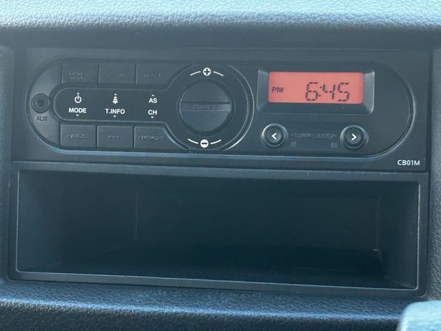 NISSAN NV350 CARAVAN 2019 Image 31