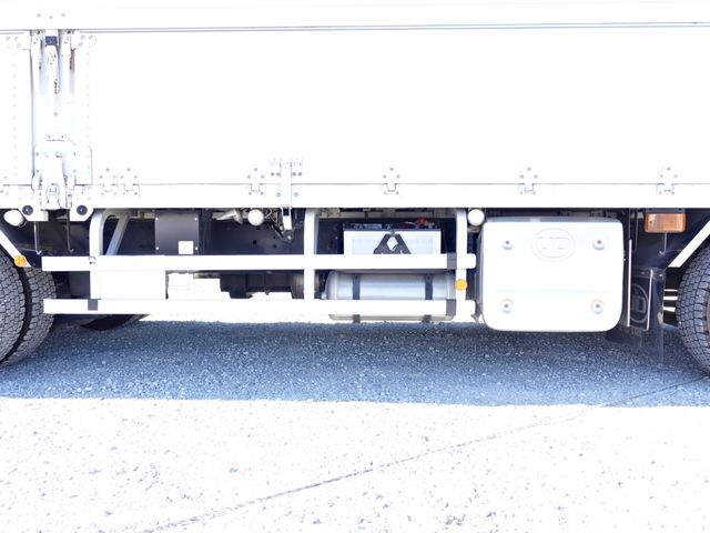 NISSAN DIESEL QUON 2018 Image 31