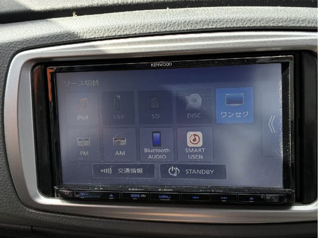 TOYOTA VITZ 2013 Image 31