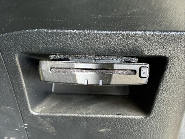 TOYOTA VITZ 2013 Image 31