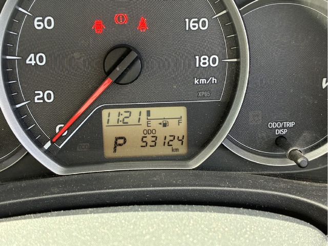 TOYOTA VITZ 2013 Image 31