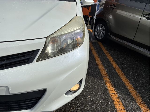 TOYOTA VITZ 2013 Image 31