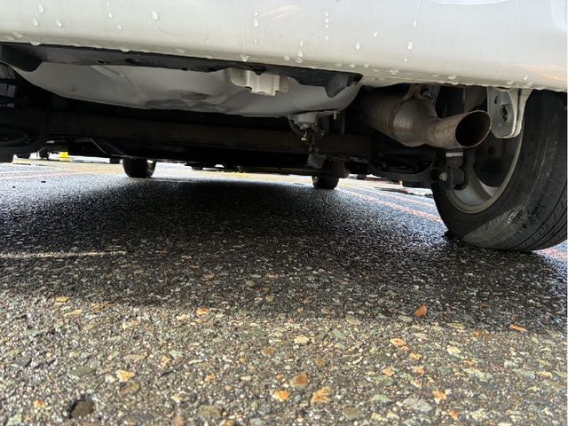 TOYOTA VITZ 2013 Image 31