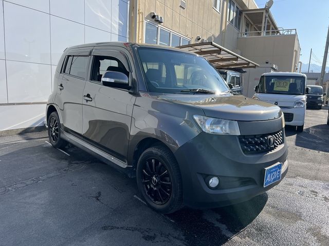 TOYOTA BB 2012 Image 31