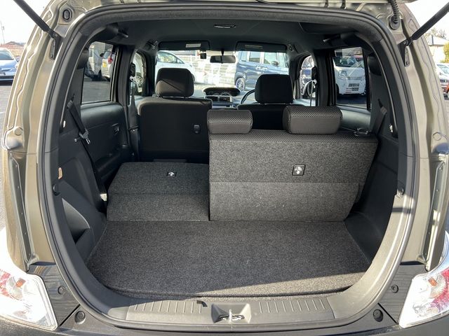 TOYOTA BB 2012 Image 31