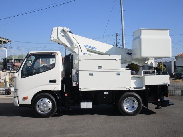 HINO DUTRO 2015 Image 31
