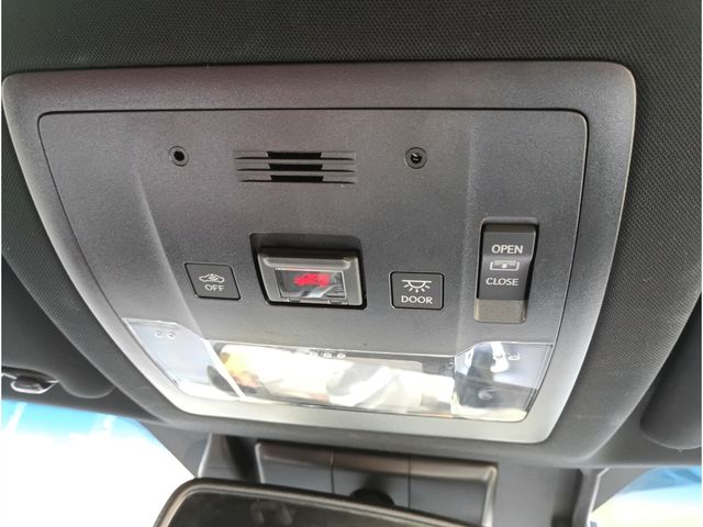 TOYOTA LEXUS NX300 AWD 2018 Image 31