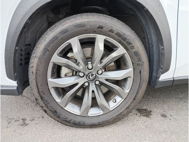 TOYOTA LEXUS NX300 AWD 2018 Image 31