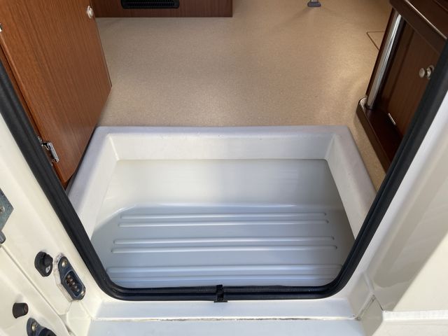 TOYOTA HIACE WAGON 2012 Image 31