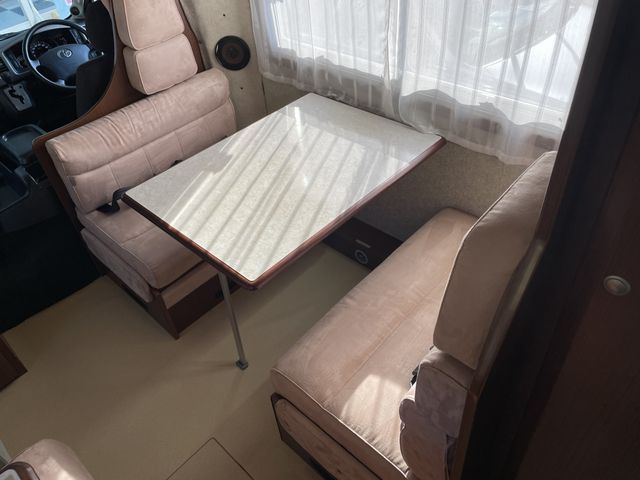 TOYOTA HIACE WAGON 2012 Image 31