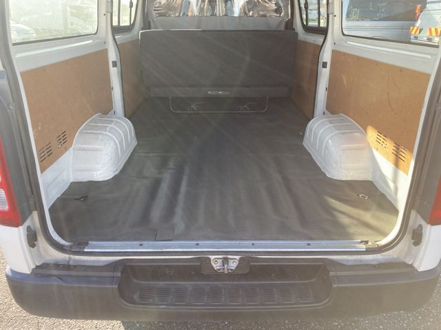 TOYOTA HIACE VAN 2WD 2013 Image 31