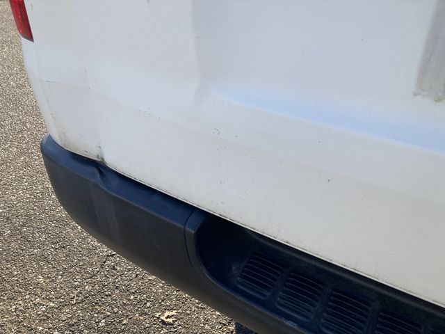 TOYOTA HIACE VAN 2WD 2013 Image 31