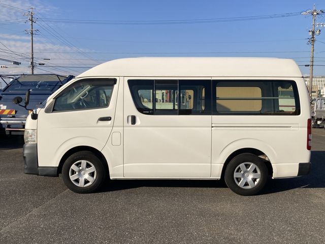 TOYOTA HIACE VAN 2WD 2013 Image 31