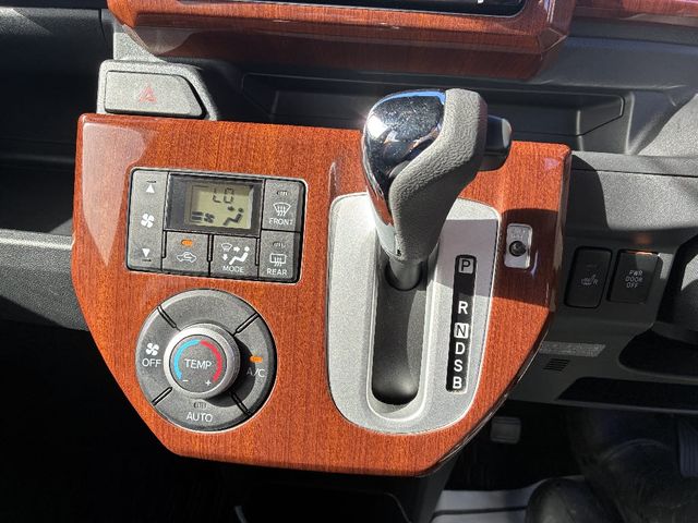 DAIHATSU WAKE 4WD 2015 Image 31