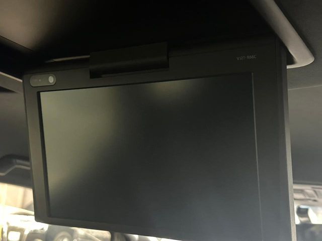 TOYOTA VELLFIRE 2017 Image 31