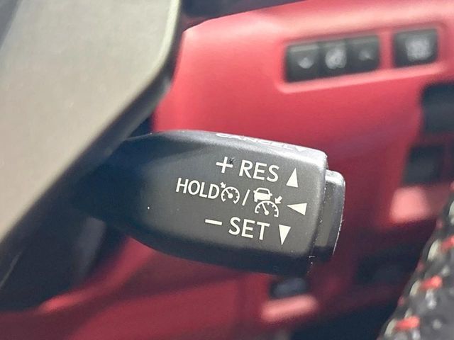 TOYOTA LEXUS IS300 2021 Image 31