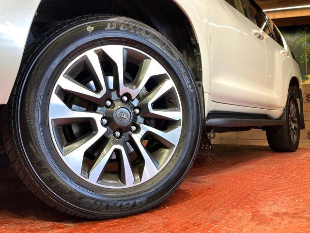 TOYOTA LANDCRUISER PRADO 2023 Image 31