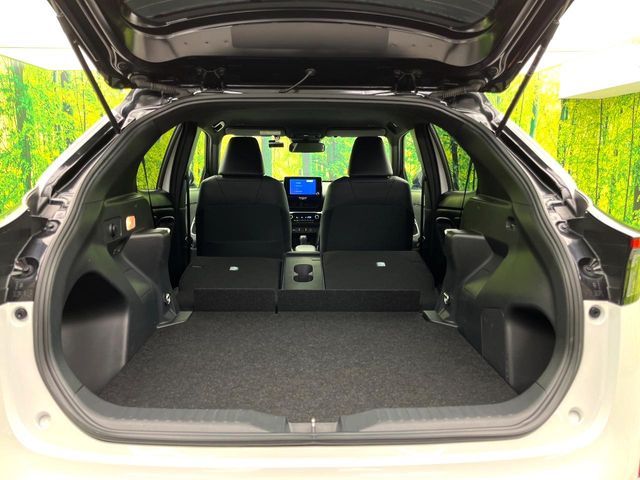 TOYOTA YARIS CROSS HYBRID 2025 Image 31