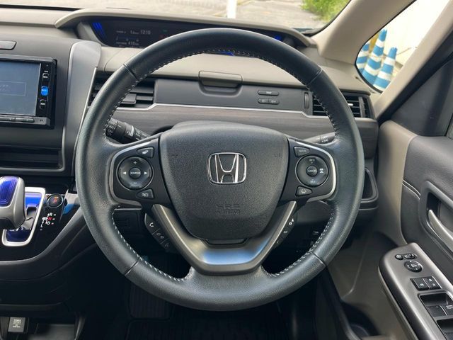 HONDA FREED HYBRID 2017 Image 31