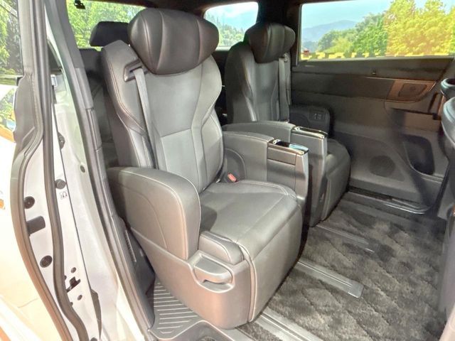 TOYOTA ALPHARD HYBRID 2023 Image 31