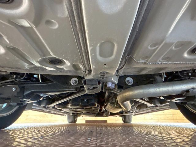 TOYOTA ALPHARD HYBRID 2023 Image 31