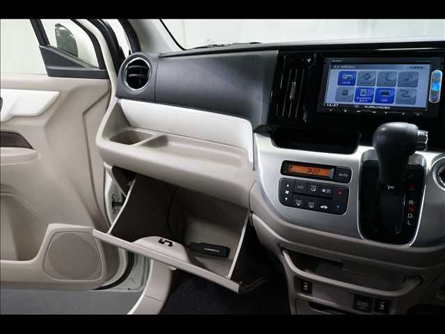 HONDA N-WGN 2014 Image 31