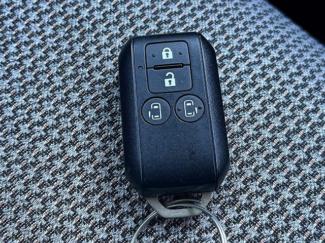 SUZUKI WAGON R SMILE 2023 Image 31