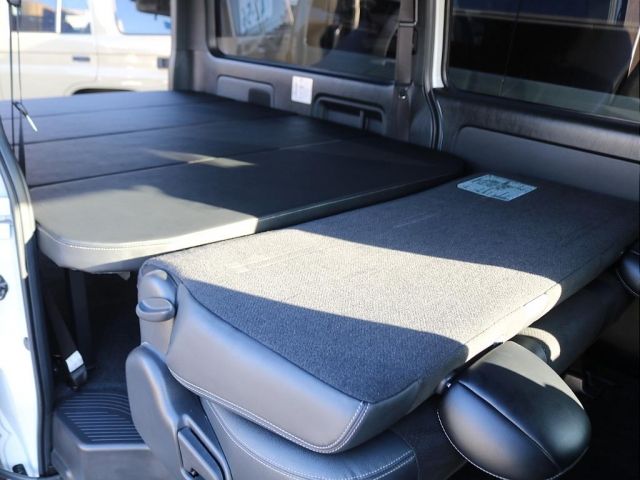 TOYOTA HIACE VAN 4WD 2019 Image 31