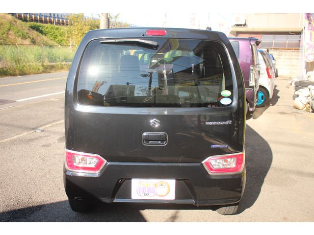 SUZUKI WAGON R 2017 Image 31