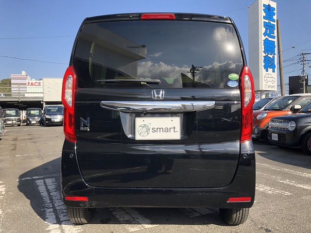 HONDA N BOX 2018 Image 31