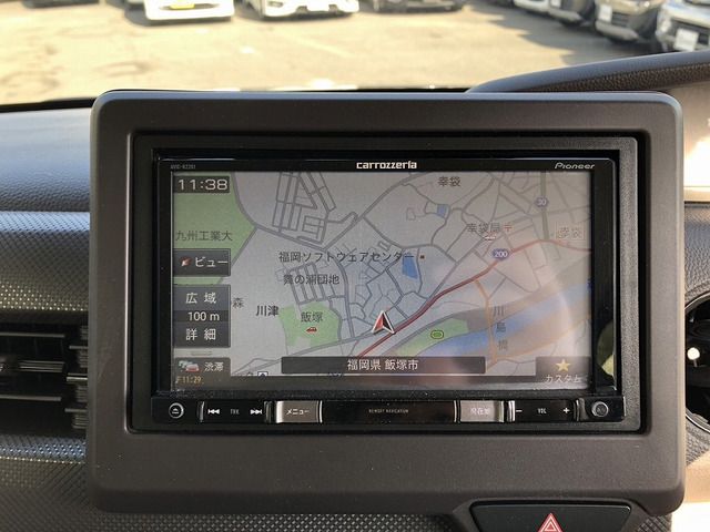 HONDA N BOX 2018 Image 31