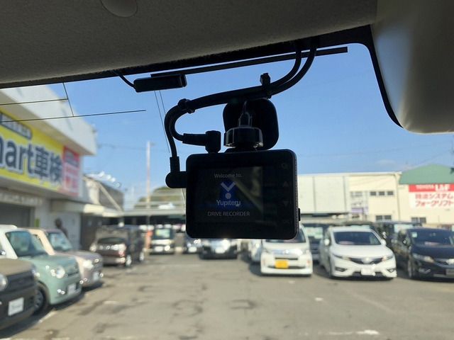 HONDA N BOX 2018 Image 31