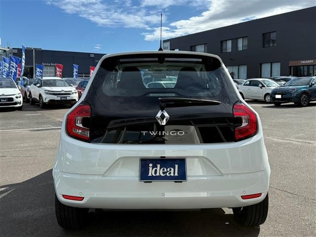 RENAULT TWINGO 2021 Image 31