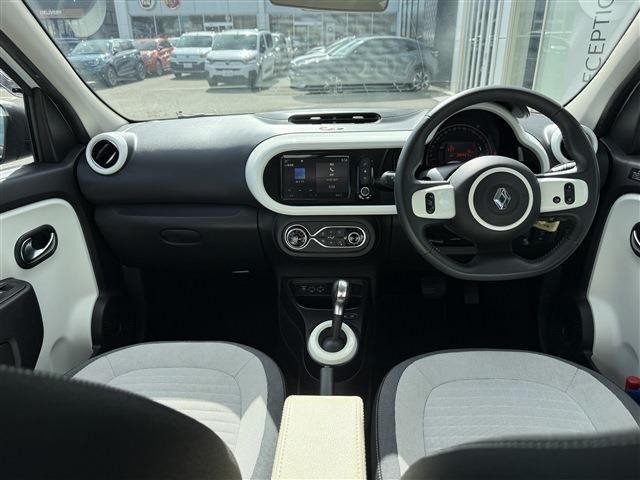 RENAULT TWINGO 2021 Image 31